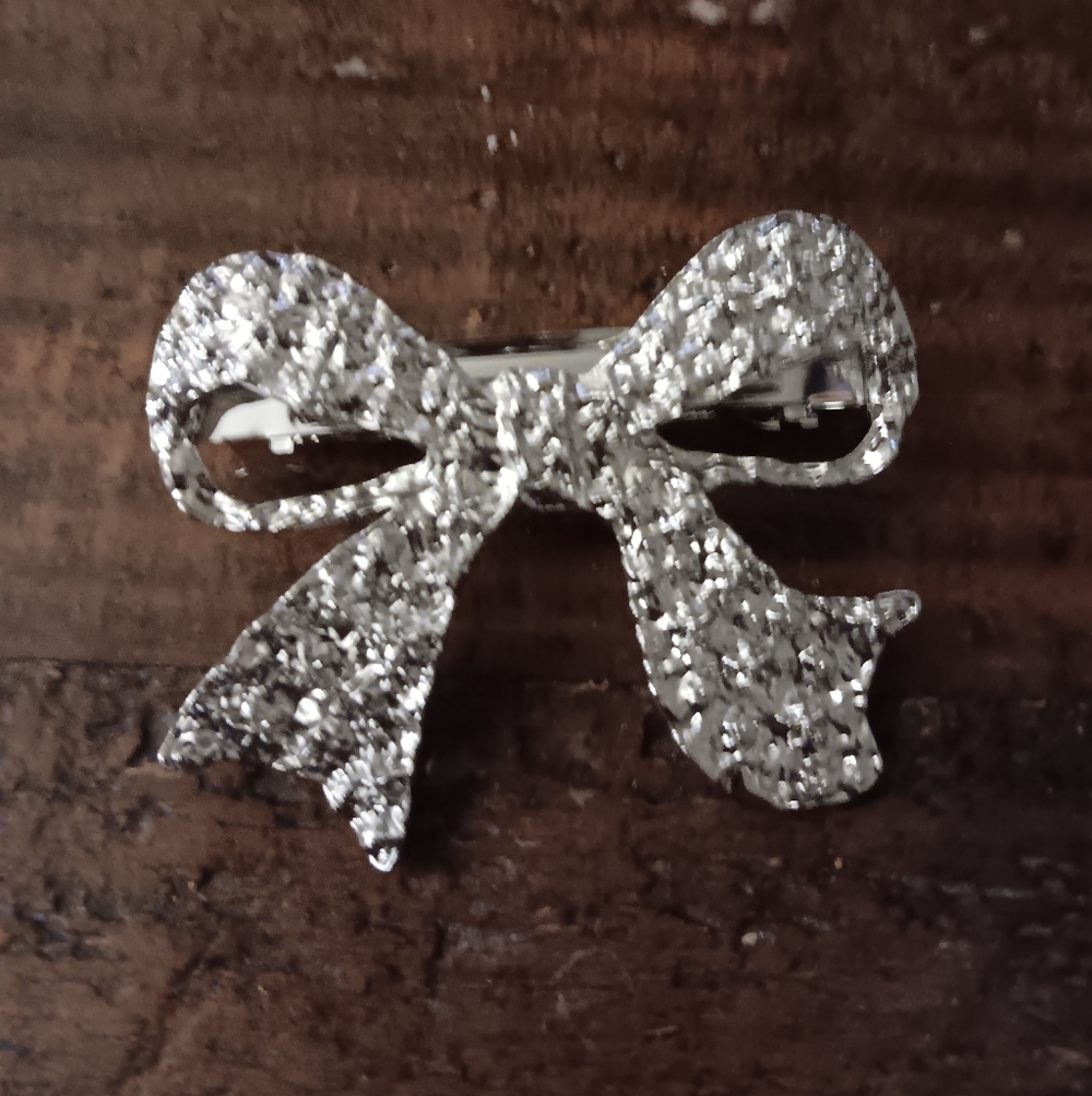 Sparkling Silver Bow Hair Clip